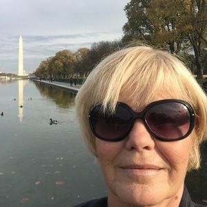 Meet your Posher, Pamela